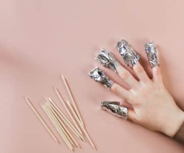 remove gel nail strips